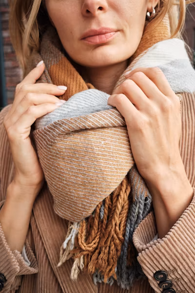 Women's Scarves & Wraps