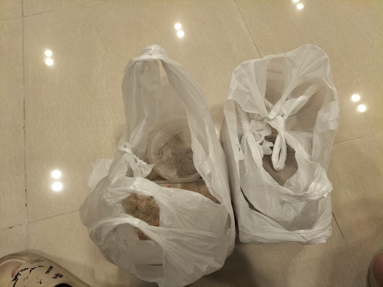 小菲
