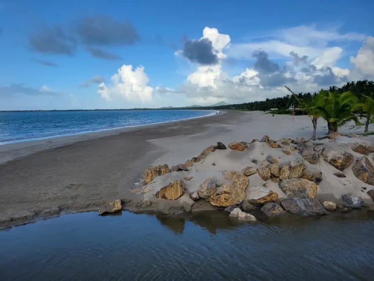 Playa Arriba Miches - 10 km de costa de arena dorada desierta, República Dominicana