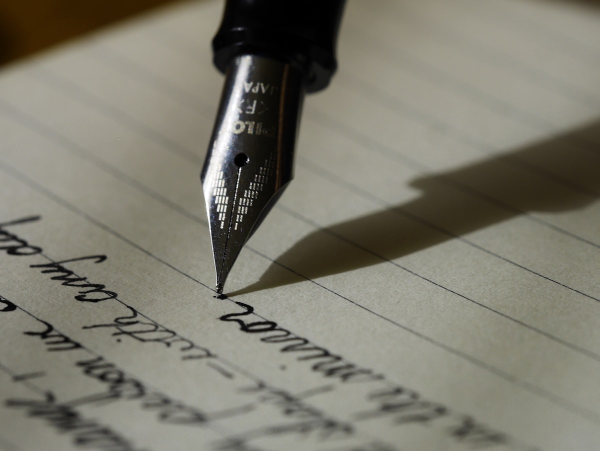 How to Write a Cover Letter That Actually Gets Read in 2026