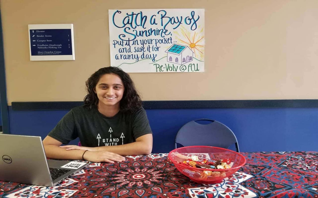 zainab tabling on campus