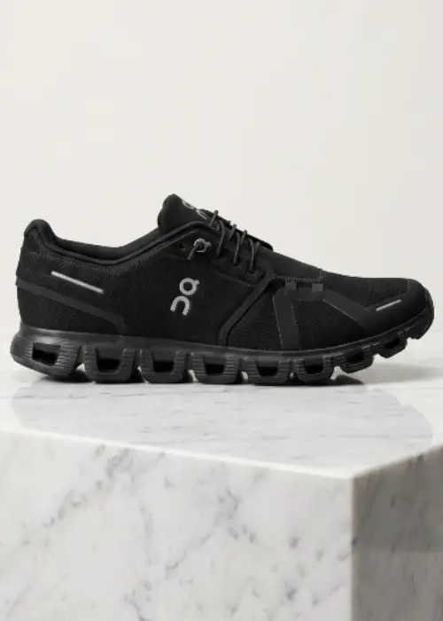 Men's On Cloud 6 casual lifestyle sneakers in black featuring CloudTec sole units and speed lacing