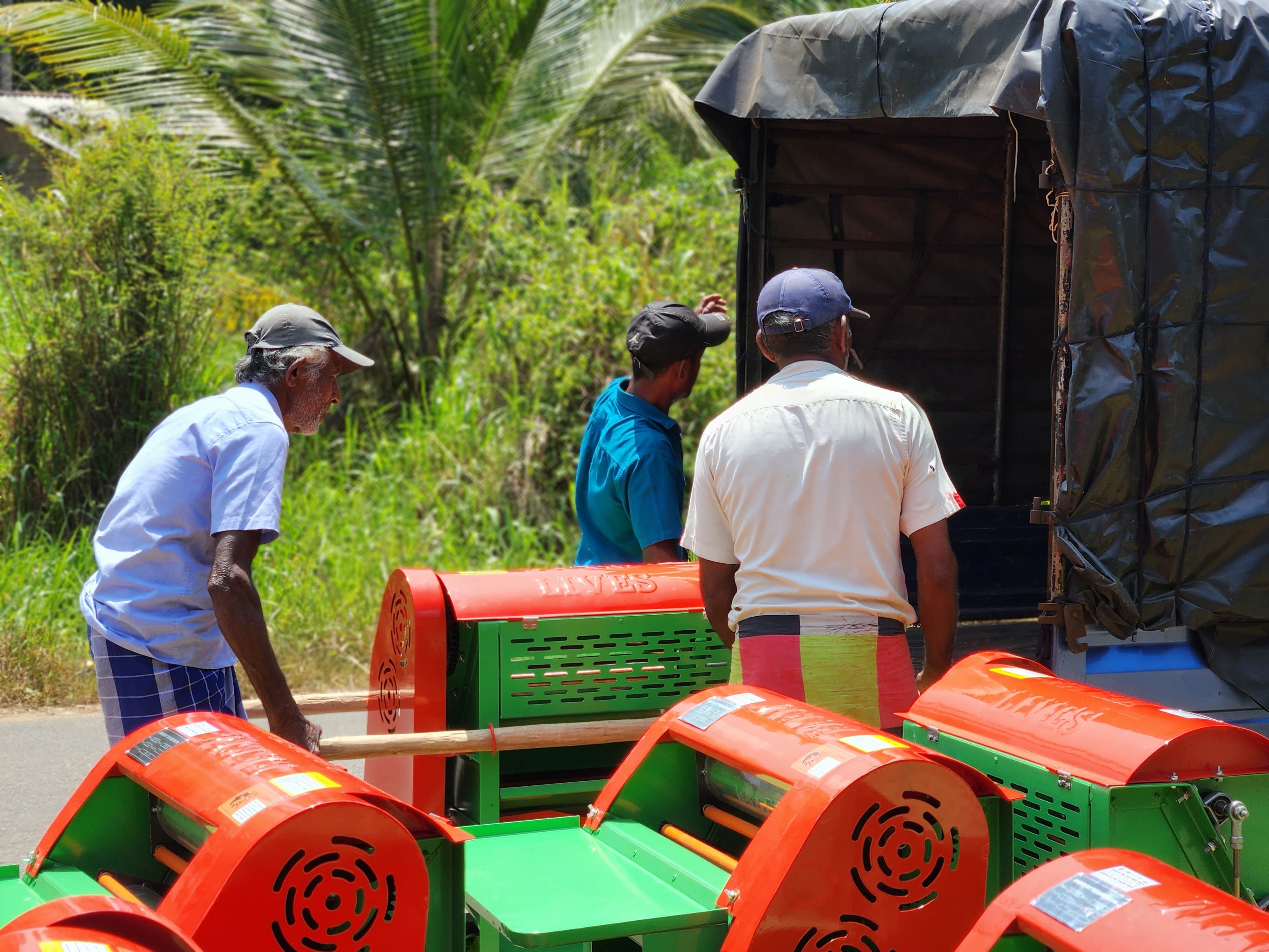 Supply & Delivery of 4000 NOS of 10l milk can & 310 NOS of 20l milk can