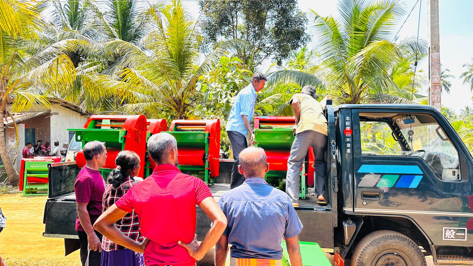 Distribution of Groundnut Pod Separator Machines – Kaju Podda Project