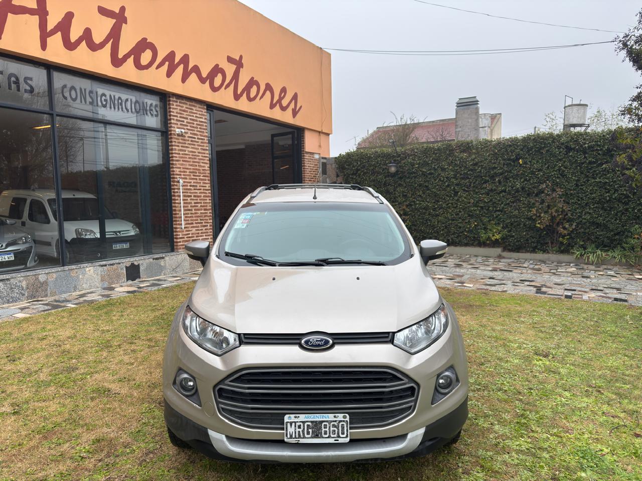 Ford EcoSport Freestyle - Foto 2