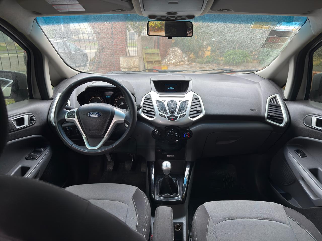 Ford EcoSport Freestyle - Foto 8