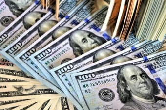 Asia FX Remains Subdued, Dollar Holds Steady Amid Strong Inflation Impact