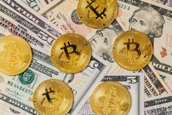 BOJ Rate Hike Warning Puts Yen Slide and Bitcoin Correlation Under the Spotlight