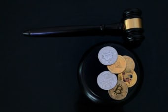 Crypto Market Manipulation: How to Spot, Avoid & Stay Safe