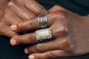 Silver Forecast: Traders Focus on $59.44 to $58.53 as Rate Pressure Builds