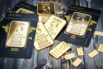 Gold Rally Faces Doubts as Inflation Keeps Fed Rate Cut Bets Under Pressure