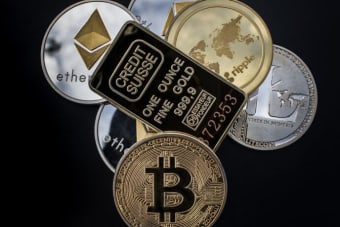 Surging Gold Sales at Pawnshops Hold Lessons for Bitcoin Enthusiasts