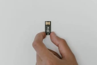 Microsoft flags USB-spread malware targeting crypto wallets