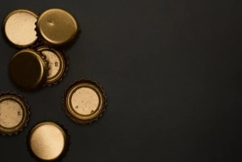 Gold Holds Near $4,070 as $4,000 Support Faces US Jobs Test