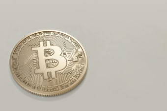Bitcoin Hashprice Falls to Five-Year Low as Miner Revenues Tighten