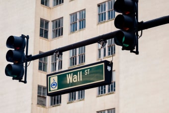 Understanding US Stock Market Indices: S&P 500, NASDAQ 100, Dow Jones, and More