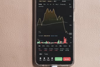 BNB Price Forecast: Can Binance Coin Rally to $700 in February?