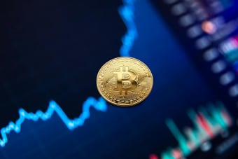 Bitcoin Weekly Reversal Sets Stage for Next Leg Higher