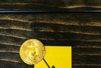 9 Reasons Bitcoin Had Worst Q1 in Seven Years