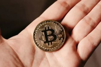 Bitcoin Rebounds Slightly as Derivatives Traders Price in More Downside