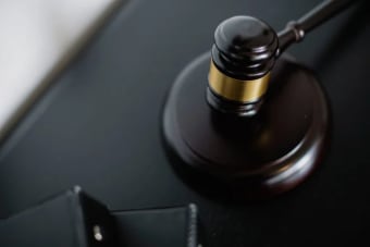 CME Sues CFTC Over Kalshi Perpetual Futures Approval