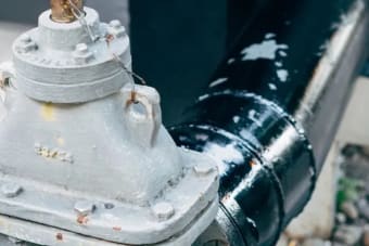 Natural Gas Futures Reverse as Supply Strength Overpowers Weather Rally