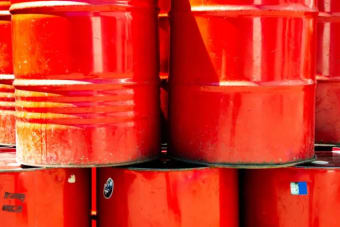 Oil and Gas Forecast: WTI Holds $73.85, Brent Defends $78.33, Natural Gas Tests $3.212