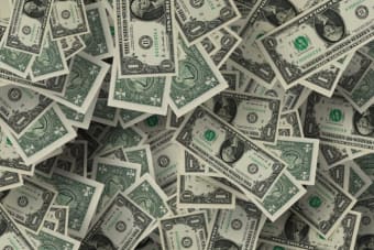 Dollar Maintains Stability Following Robust U.S. Data, Yen Hovers Near 150 Level