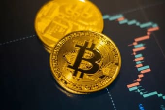 Bitcoin Traders Watch BOJ Meeting as Yen Shorts Hit Highs