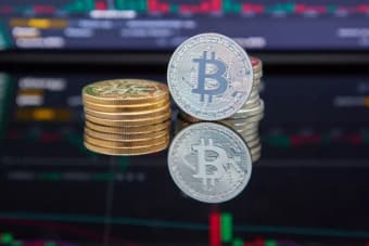 Bitcoin Rebounds Above $61,000 as Smaller Tokens Lead Crypto Rally