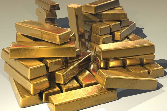 Gold (XAUUSD) Price Forecast | Momentum Builds After Record-Breaking $4,381 Breakout