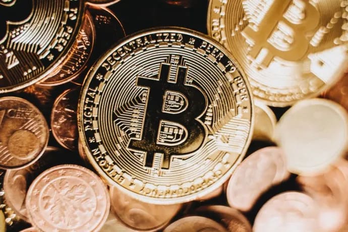 Stablecoin Market Shrinks by $10 Billion as USDT and USDC Lead Pullback