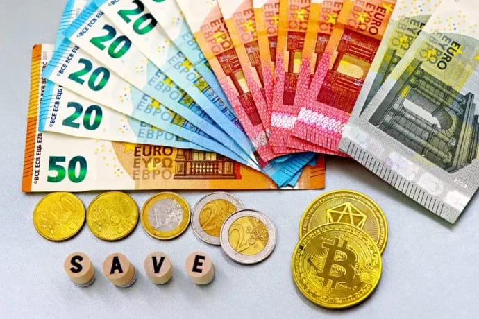 Waters Pushes Labor Department to Scrap 401(k) Crypto Plan