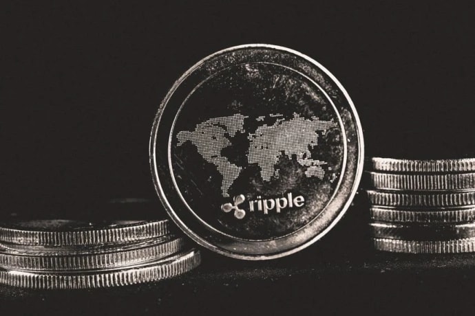 XRP Holds Near $1 as Network Activity and ETF Inflows Improve