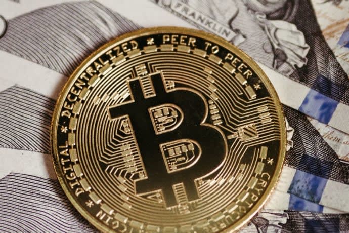 U.S. Digital Dollar Ban to Take Effect as Housing Bill Becomes Law