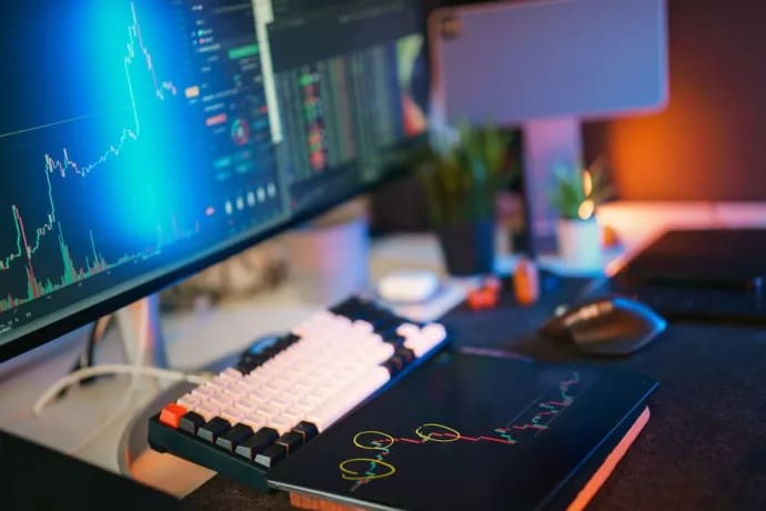 Bitcoin Lags Asian Risk Rally as BTC Holds Near $64,000