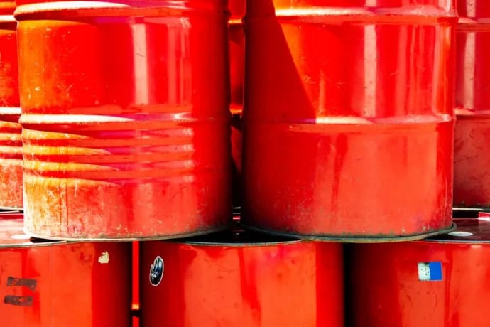 Oil and Gas Forecast: WTI Holds $73.85, Brent Defends $78.33, Natural Gas Tests $3.212