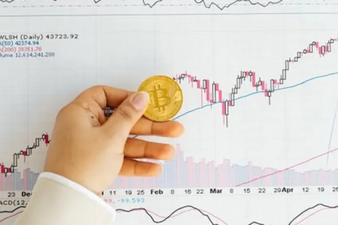 Bitcoin Bulls Defend $59,000 as Inflation Data Looms