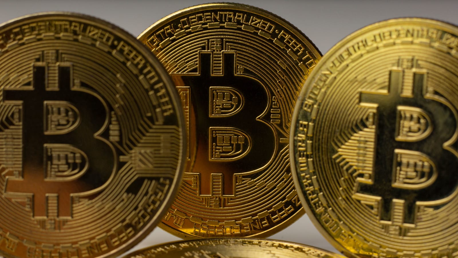Bitcoin Flat Near $64,000 as Brent Spike and AI Selloff Shape Risk Mood
