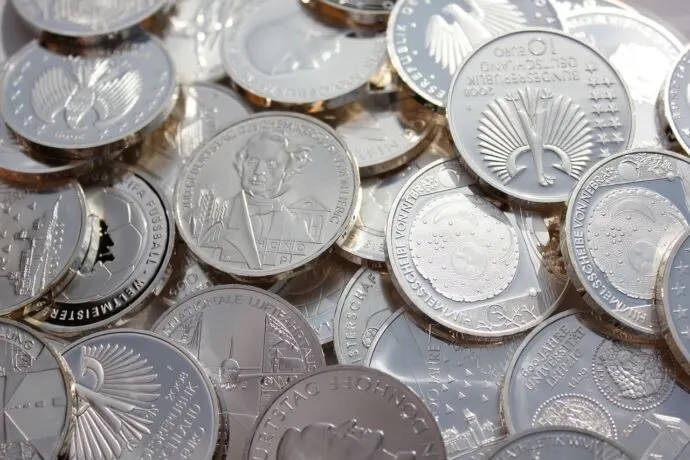 silver, silver coins, coins-1072324.jpg