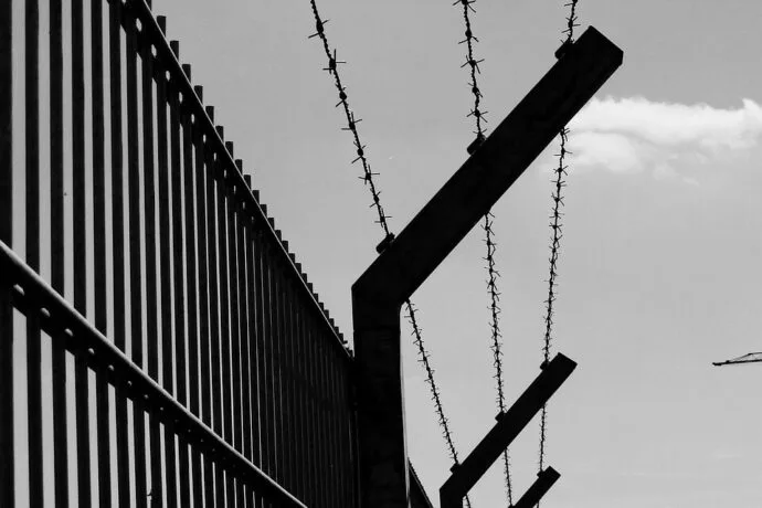 fence, security, secure-2415504.jpg