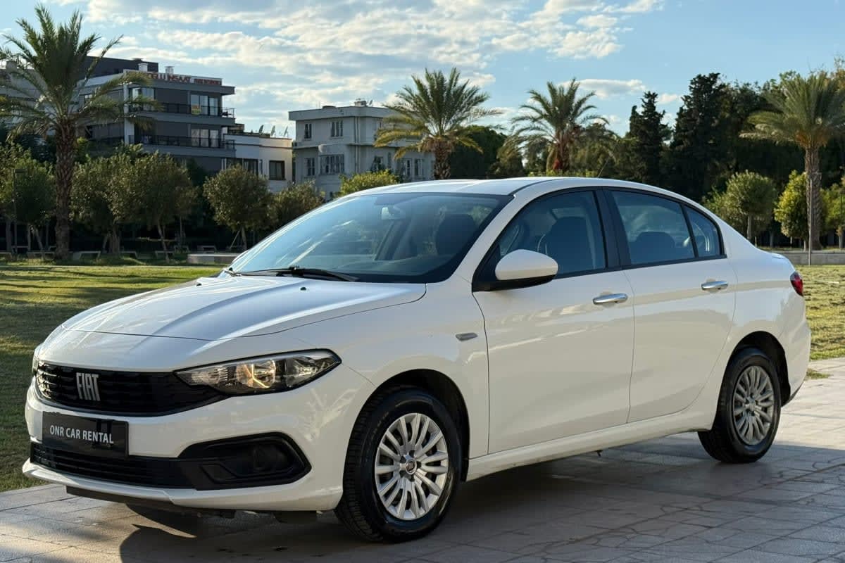 Otomatik Vites Kiralık Araç: Antalya'da Konforun Adresi
