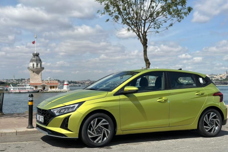 Hyundai İ20 Benzinli Otomatik (2025) - Sedan kiralama Antalya