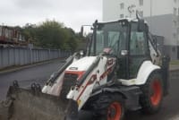 Послуги екскаватора з водієм 4XM8