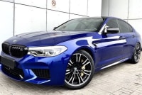 193 BMW M5 F90 Competition — синій спорткар з водієм zLBV