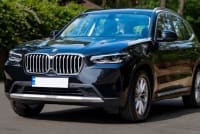 036 Чорний позашляховик BMW X3 без водія xK19