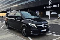 444 Mercedes-Benz V-Class з водієм — трансфер EmeE