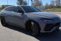 066 Lamborghini Urus без водія xKkQ
