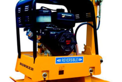 Виброплита Honker 330кг, сила удара 3,8 тонны jv09