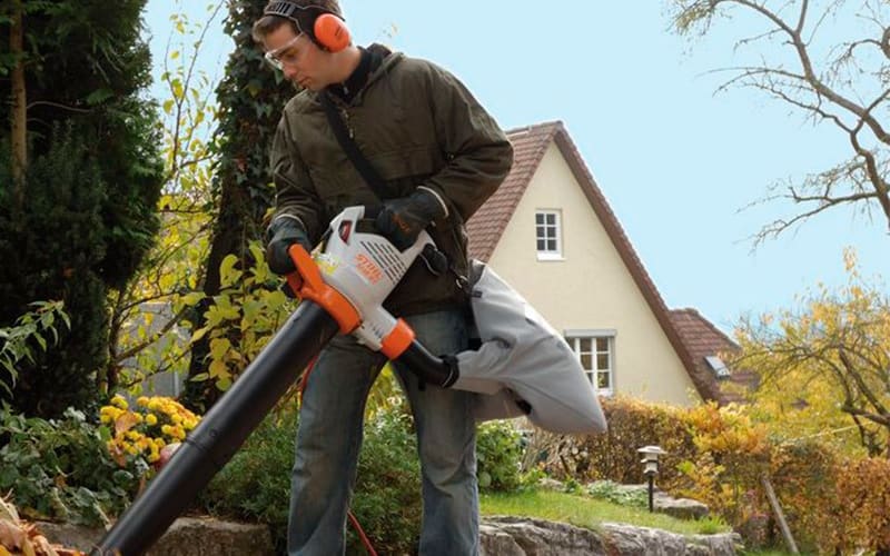 Садовый воздуходув измельчитель Stihl 81 76м/с, 3,3кг 01g7